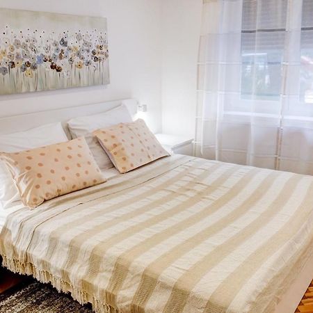 Paola Apartment Рийека Екстериор снимка